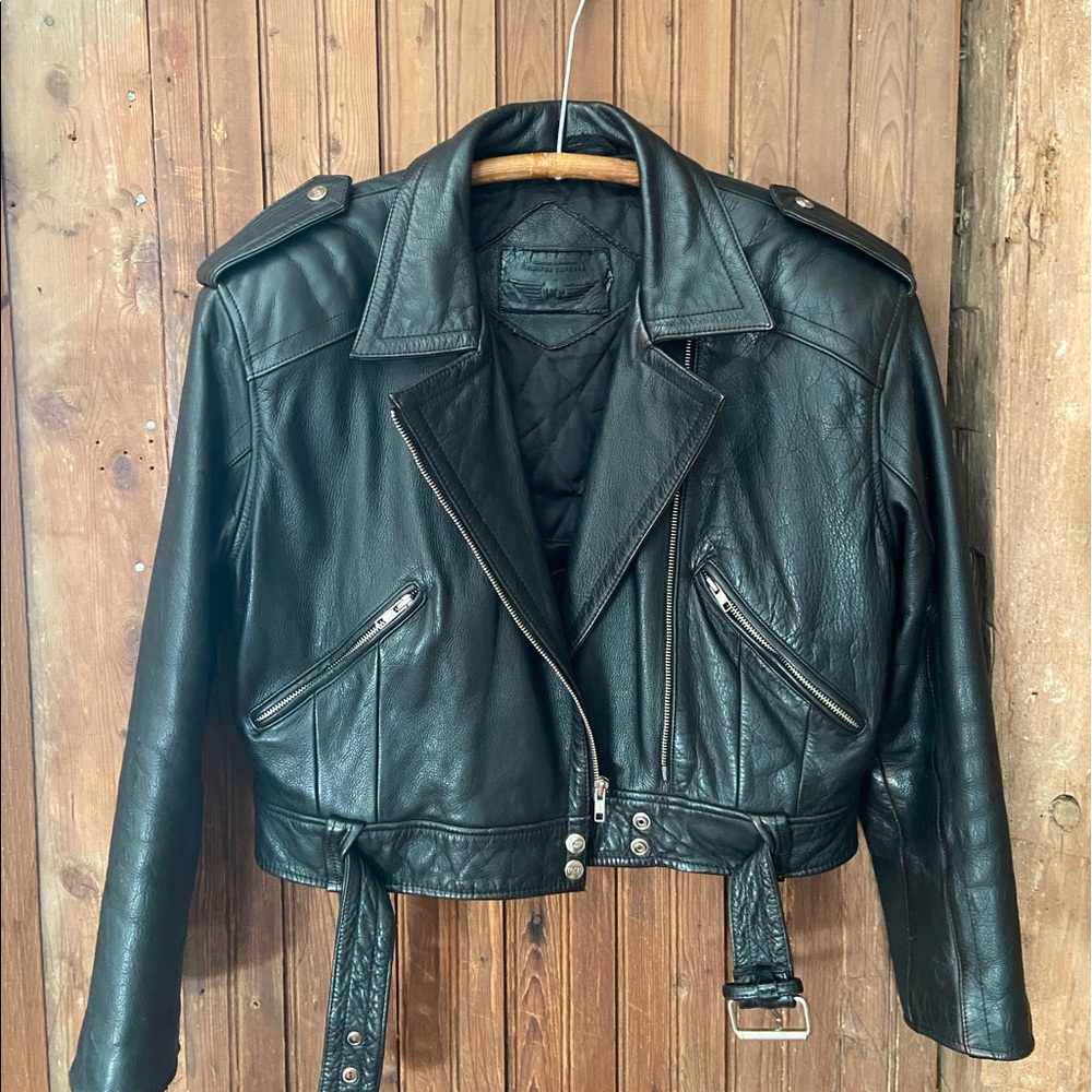 Vntg 80's Black Leather Crop Biker Jacket w/ Buckle & Zips badass costume metal